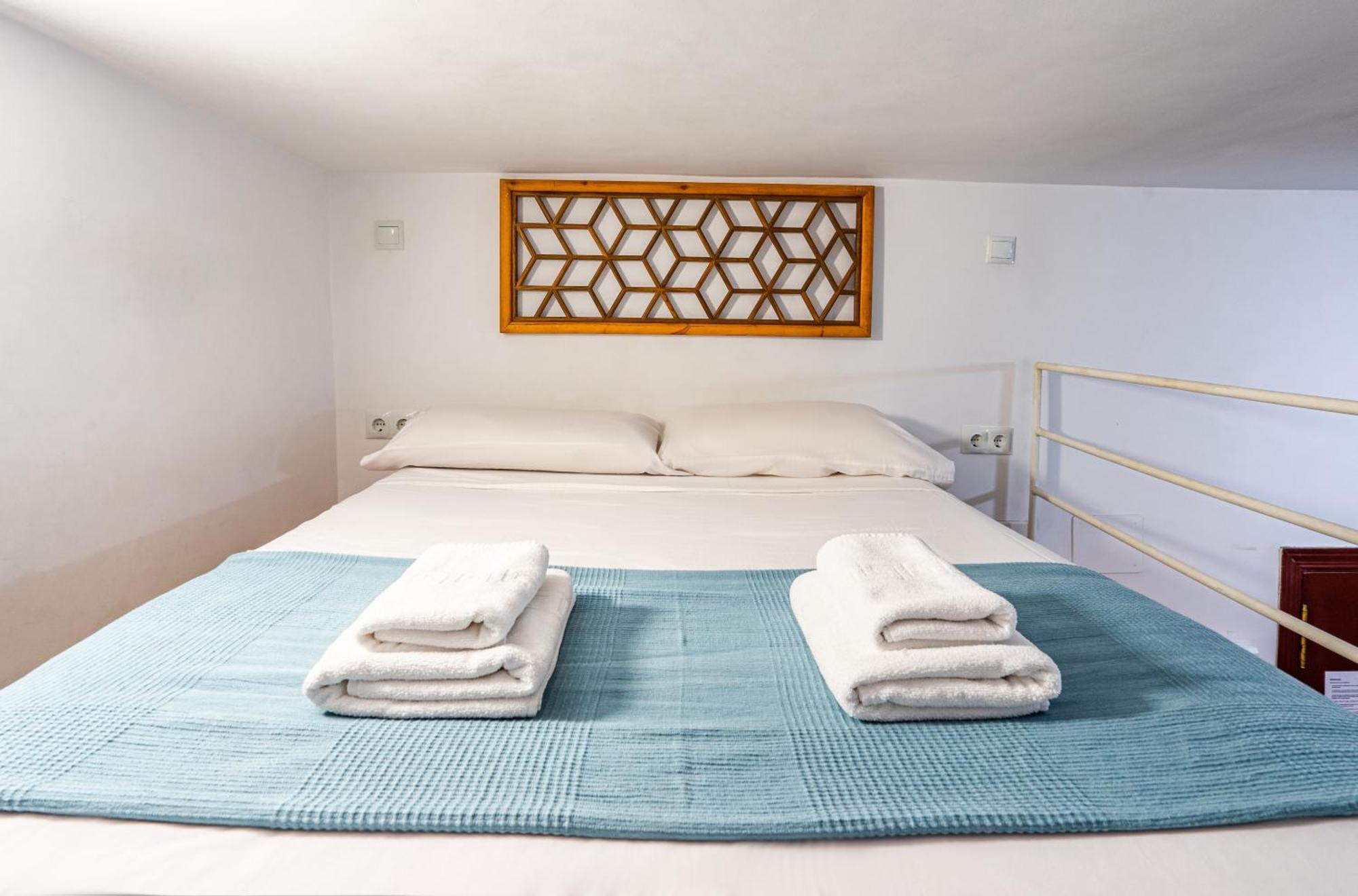 All You Need In The Historic Center Madri Exterior foto